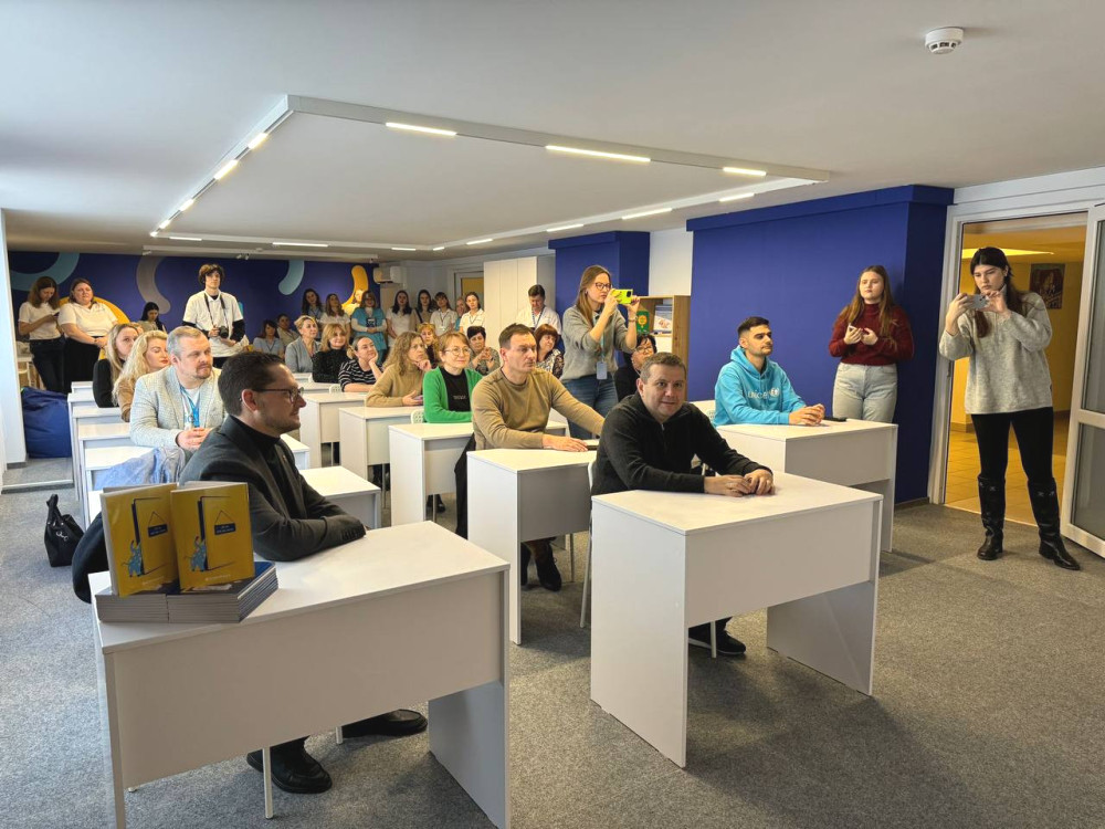 1553 image for slide