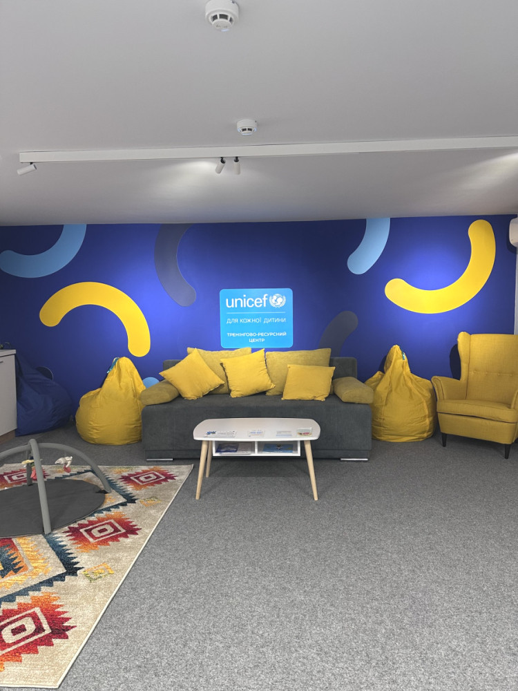 1555 image for slide