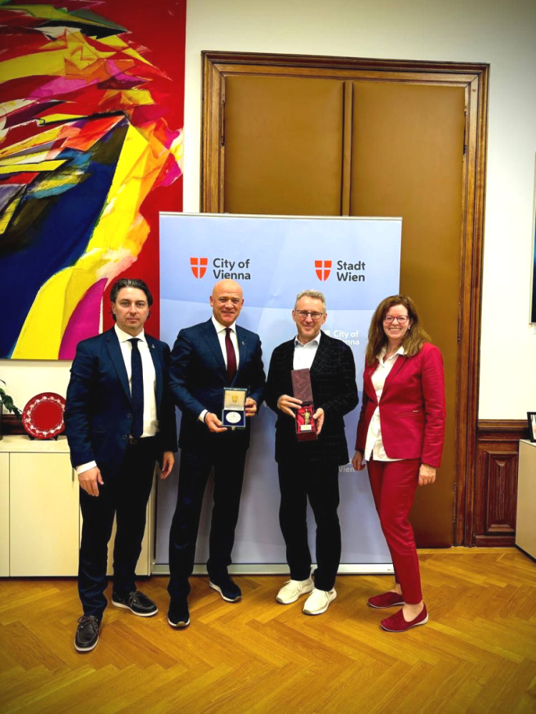 2456 image for slide