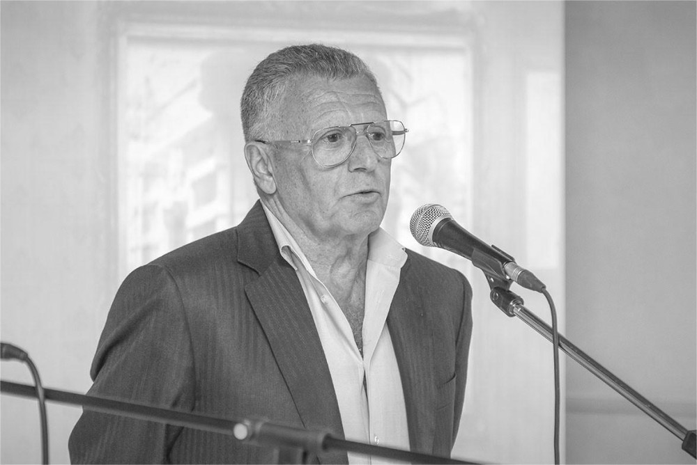 4432 image for slide