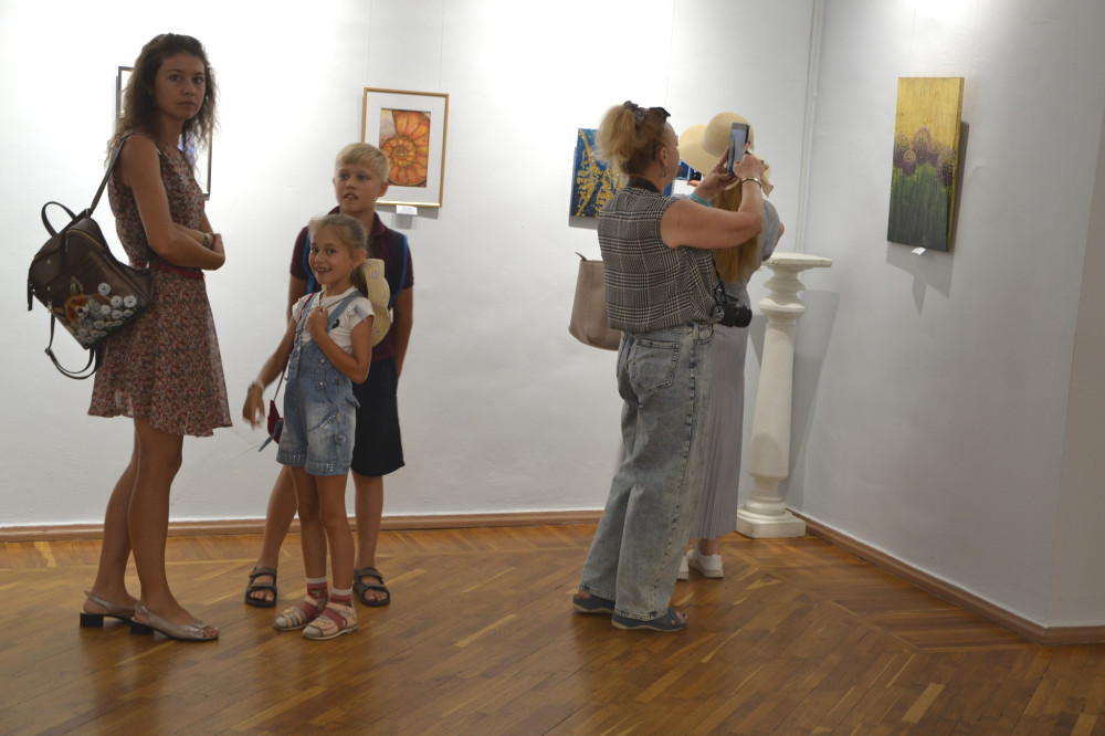 5696 image for slide