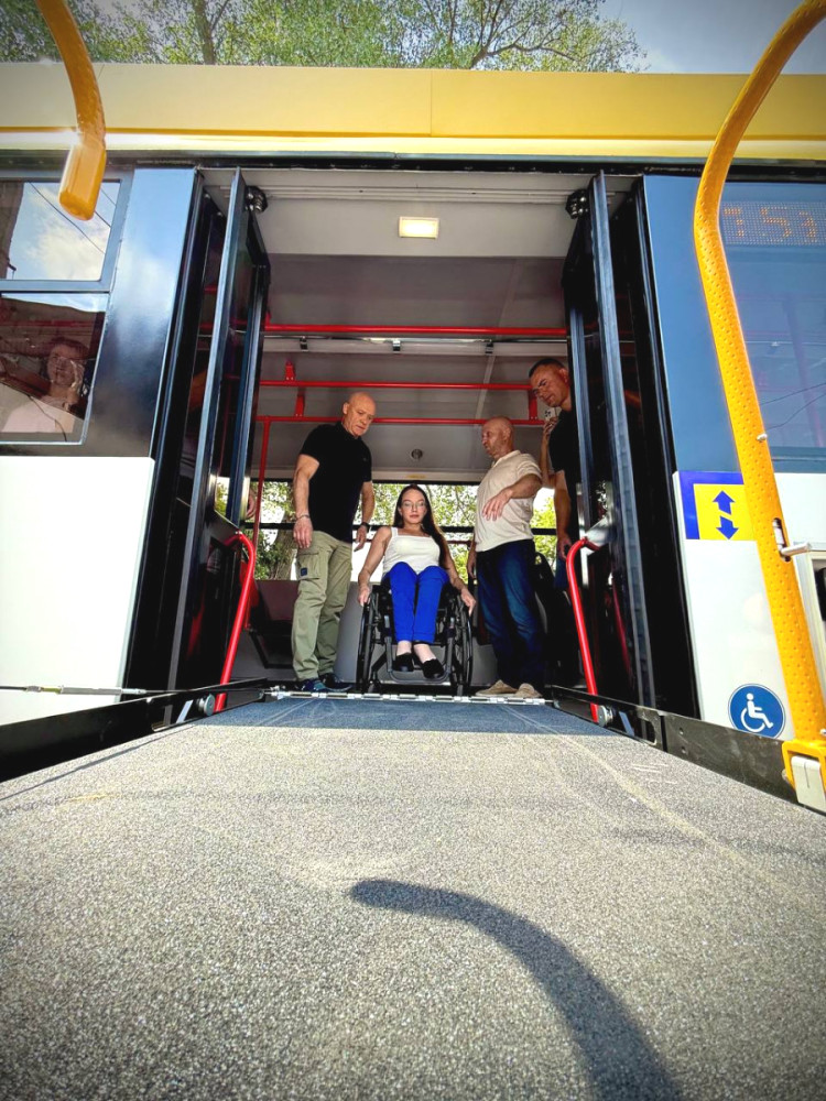 5990 image for slide