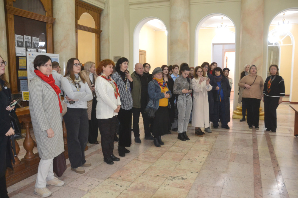 8952 image for slide