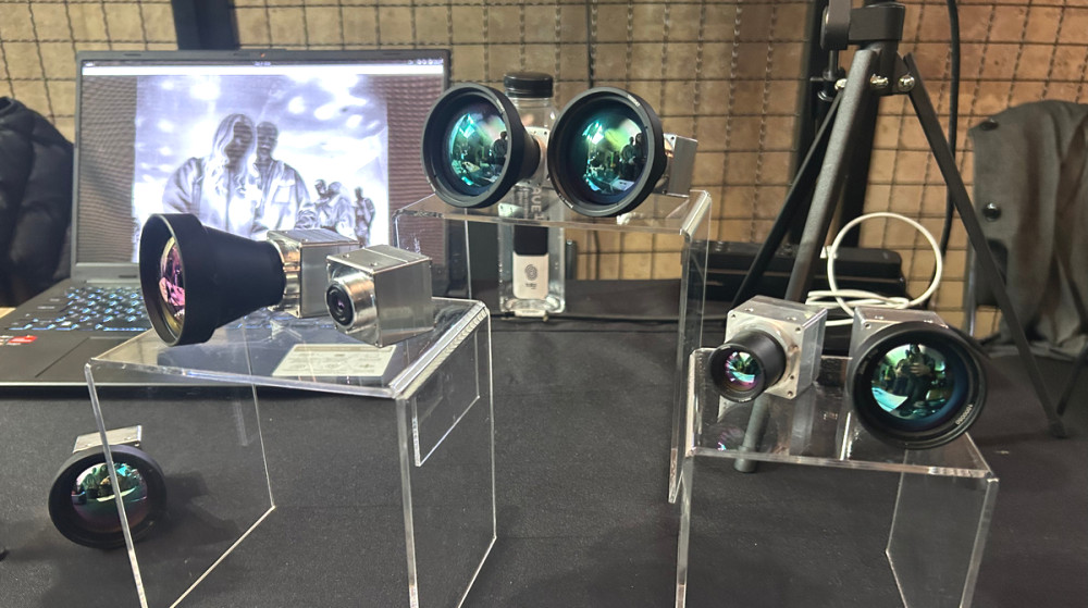 8995 image for slide