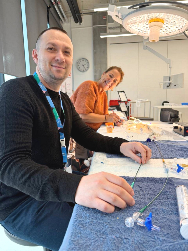 9322 image for slide